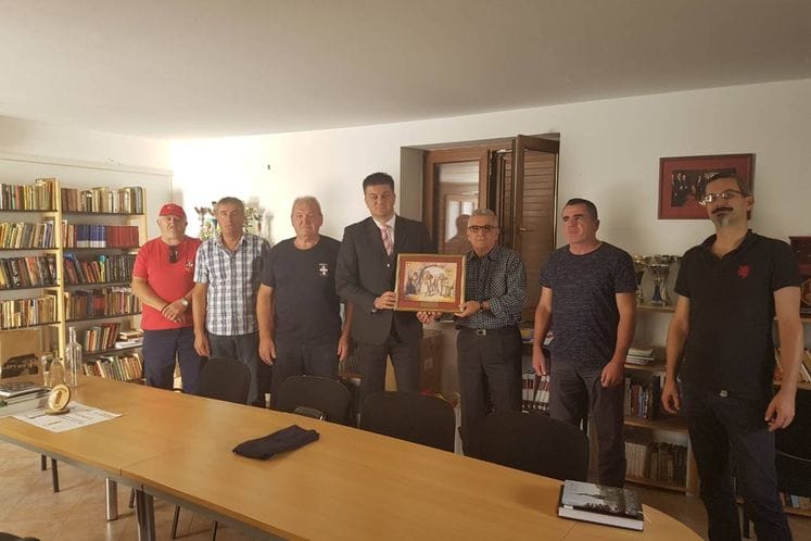 DIREKTOR UPRAVE ZA DIJASPORU NA SASTANKU SA DRUŠTVOM PEROJSKIH CRNOGORACA “PEROJ 1657” I GRADONAČELNIKOM VODNJANA KLAUDIOM VITASOVIĆEM
