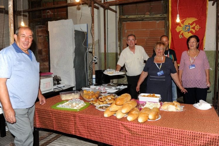 PRILOG IZ HRVATSKE: CRNOGORSKA TRPEZA U RIJECI