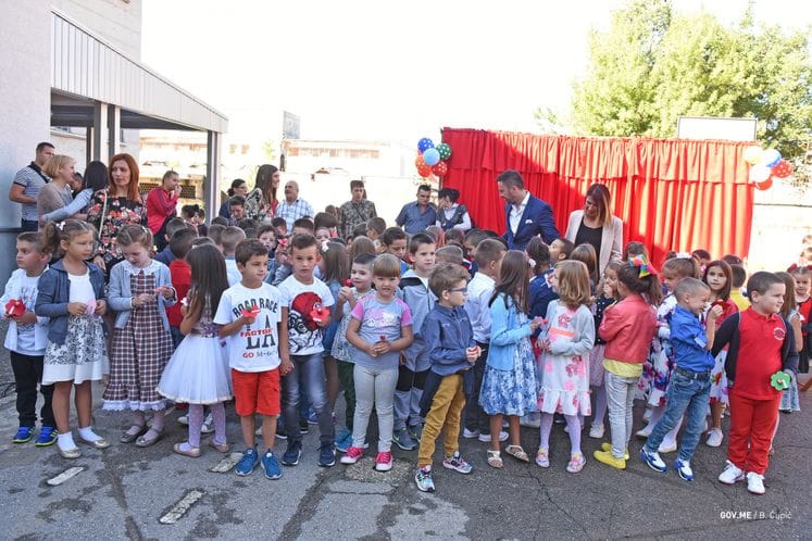 Na Cetinju svečani doček prvaka: Prvaci, srećno!