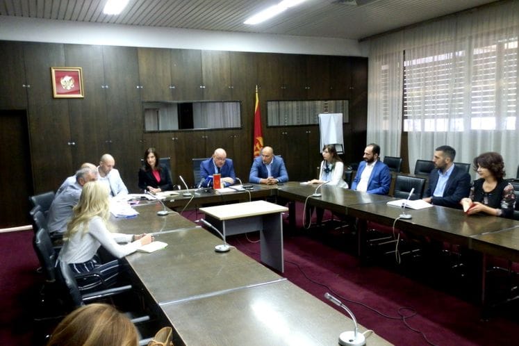 SAOPŠTENJE: Ministar Radunović: Novim zakonskim rješenjem jačati fiskalnu disciplinu i suzbijati nelojalnu konkurenciju