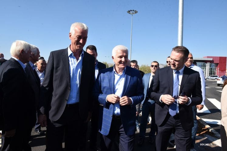 Predsjednik Vlade obišao novu dionicu puta Podgorica – Golubovci: Infrastrukturu razvijamo da bismo pospješili ekonomiju i otvarali nova radna mjesta