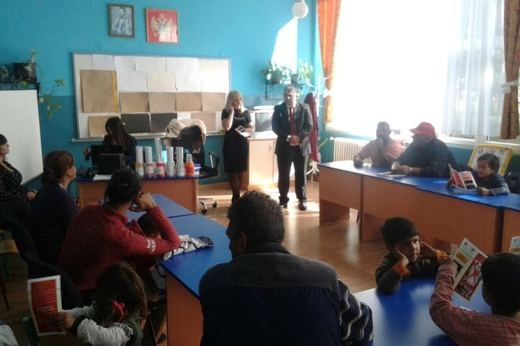 Edukacija o zaštiti od nasilja u porodici i maloljetničkih prisilnih brakova među romskom populacijom