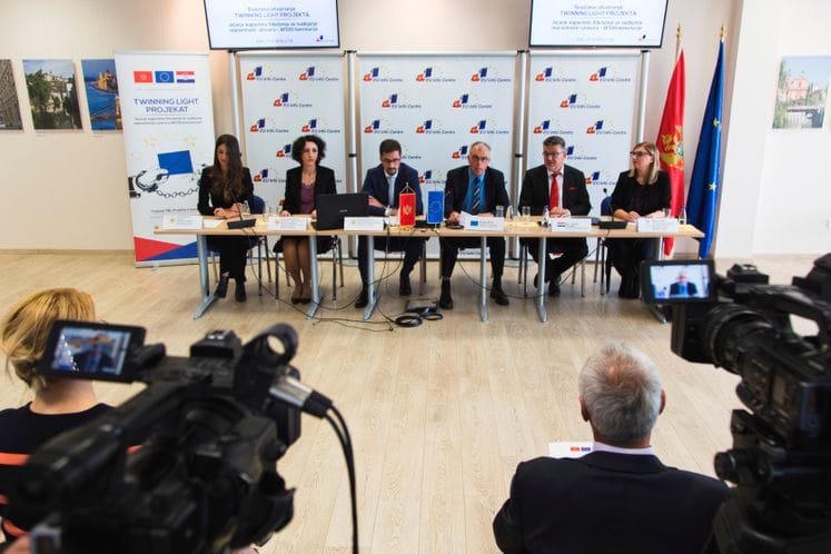 Saopštenje za javnost „Počeo EU twinning projekat za jačanje kapaciteta Odjeljenja za suzbijanje nepravilnosti i prevara Ministarstva finansija (AFCOS kancelarije) finansiranog u sklopu IPA Programa Evropske unije za Crnu Goru“