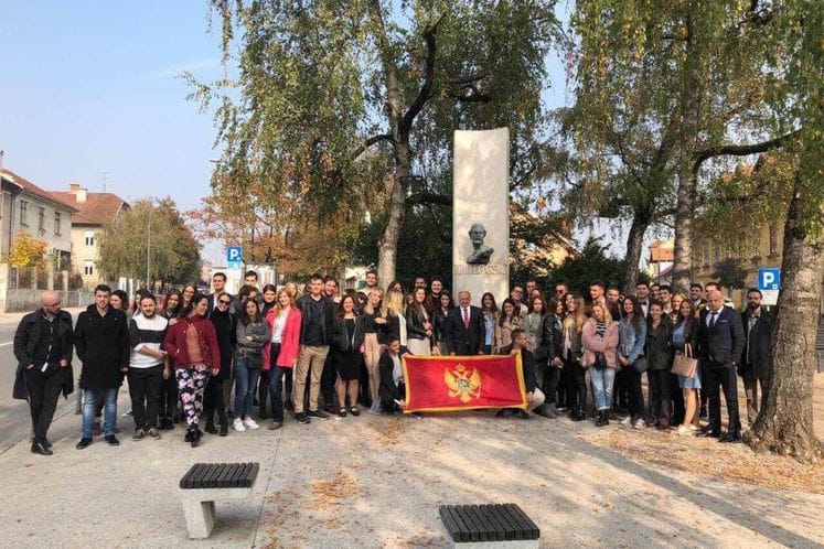 U R. SLOVENIJI ODRŽANI “OTVORENI DANI AMBASADA”