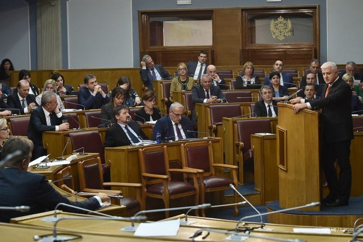 Predsjednik Vlade na Premijerskom satu: Svakoga ko otvoreno piše o problemima u društvu treba doživljavati kao partnera na zajedničkom zadatku da državu učinimo boljom i prosperitetnijom