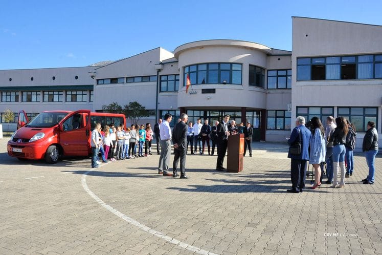 Doniran kombi za prevoz učenika u opštini Tuzi
