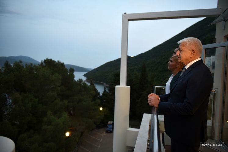 Premijer Marković čestitao Novljanima Dan opštine: HN je tokom ove godine dobio nove hotelske kapacitete, Vlada će nastaviti da podstiče investitore