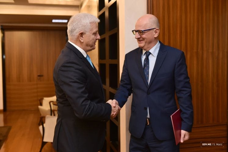 PM Marković hosts inaugural visit of Ambassador Dmochowski: Poland fully supports Montenegro's EU integration
