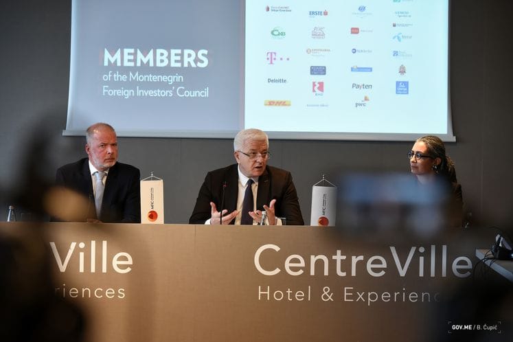 PM Marković with representatives of foreign investors: We made success, I want Government to continue this way in second half of its mandate