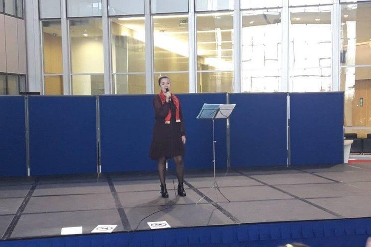 ODRŽAN HUMANITARNI NATO BAZAR