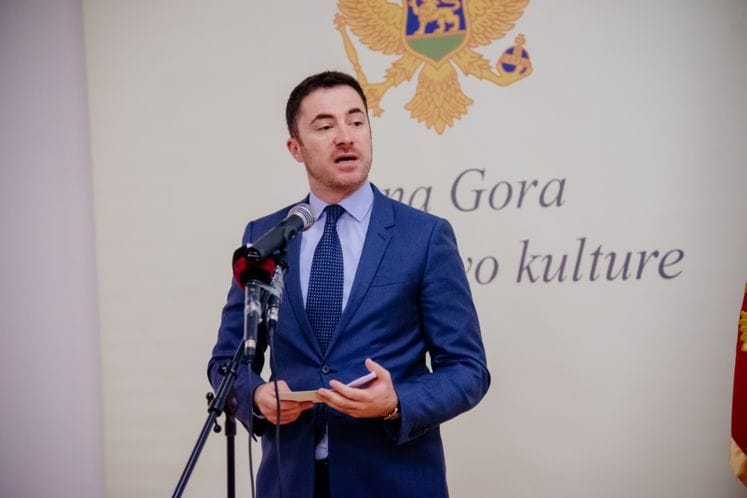 Ministar Bogdanović: „Vlada posvećeno pristupa rješavanju egzistencijalnih pitanja zaposlenih u kulturi“