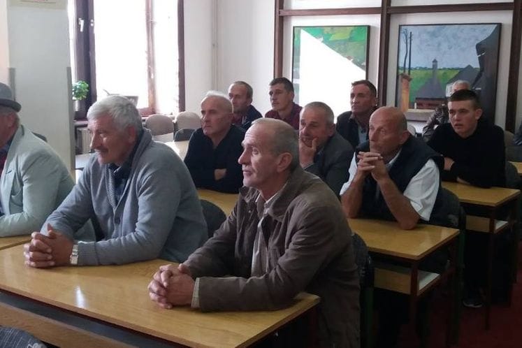Farmeri iz Petnjice i Rožaja na edukativnoj radionici o unapređenju kvaliteta mlijeka