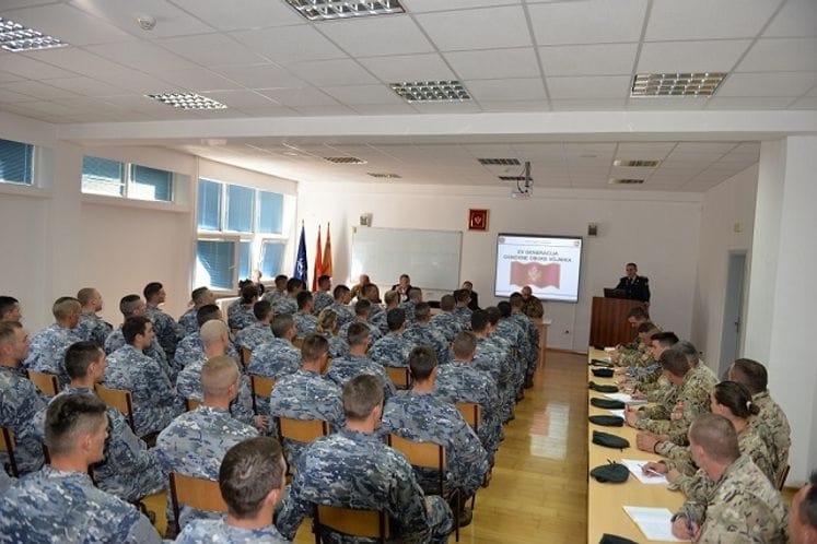 General Dakić, Filipović i Volkov obišli Centar za obuku i vojnike po ugovoru