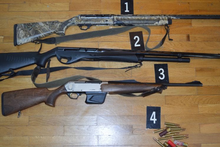 Policija u četiri grada pronašla oružje, municiju i eksplozivna sredstva