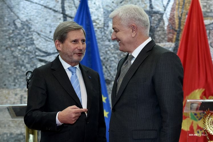 Predsjednik Marković u ponedjeljak sa komesarom Hanom