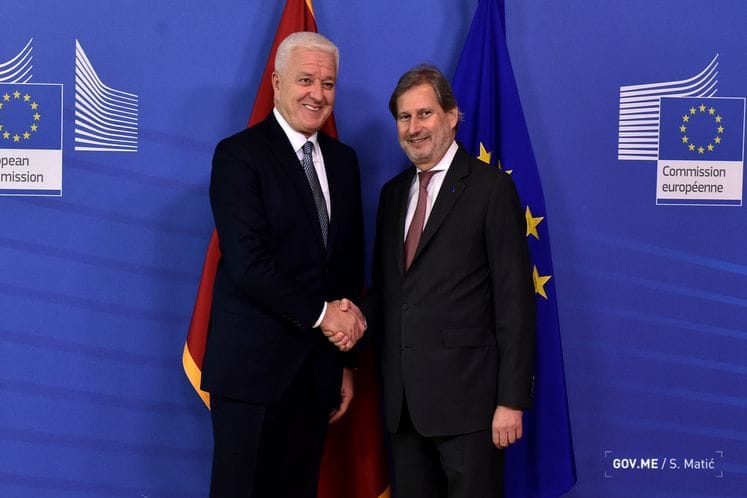 Premijer Duško Marković u Briselu sa evropskim komesarom Hanom: CG će 2019. još snažnije i intenzivnije raditi na ispunjavanju EU agende