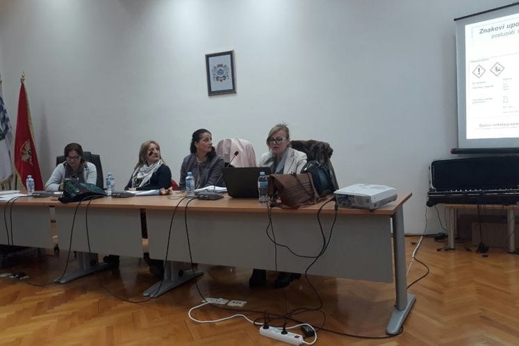 Izvještaj: Održana obuka prijavljenih korisnika sredstava za zaštitu bilja -Tuzi