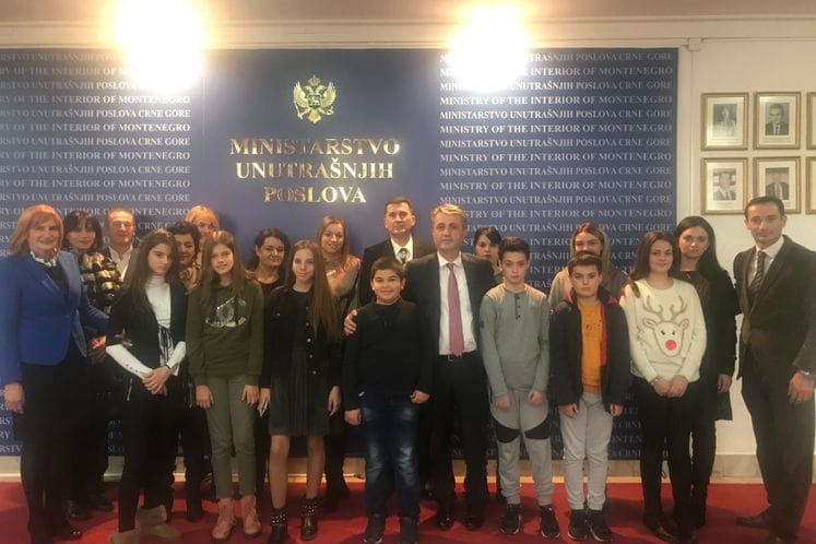 Ministar unutrašnjih poslova susreo se sa porodicama preminulih kolega iz sektora bezbjednosti