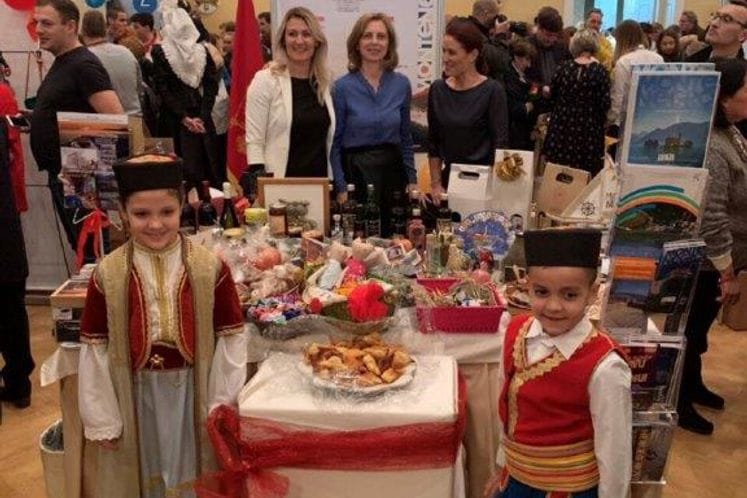 U LJUBLJANI ODRŽAN HUMANITARNI BAZAR