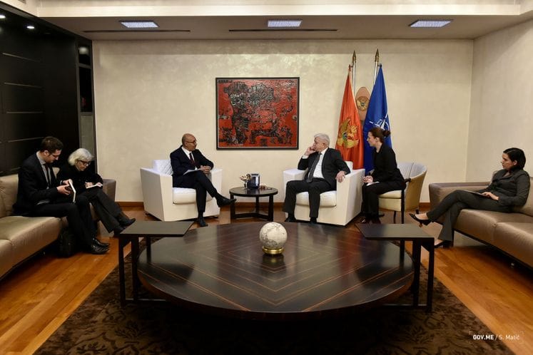 PM Marković hosts Harlem Dezir: Government and OSCE willing to further support improvement of media scene in Montenegro