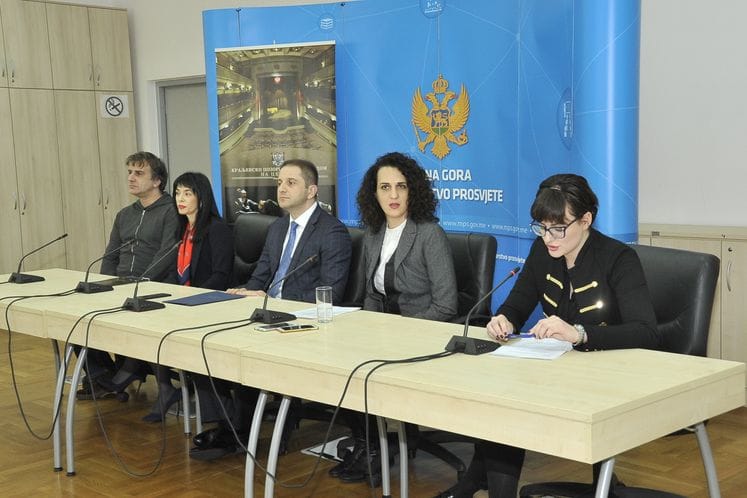 Regionalni iskorak: Dvije hiljade crnogorske djece ide u pozorište - čuvamo dječiju dušu od površnosti i stvaramo dobru publiku