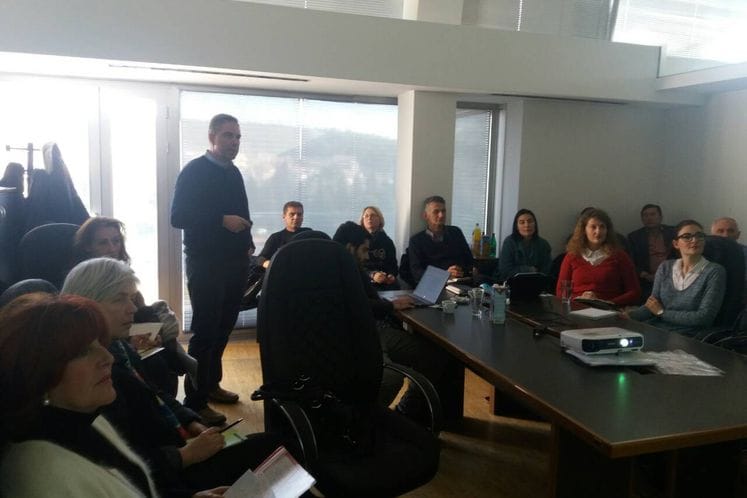 SAOPŠTENJE: Održan informativni sastanak u vezi novog sistema hemijske zaštite palmi injektiranjem insekticida u stablo