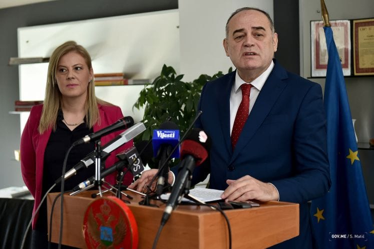 Potpredsjednik Simović povodom 15. marta – Svjetskog dana zaštite potrošača: Rezultati u oblasti bezbjednosti hrane značajan doprinos zaštiti potrošača