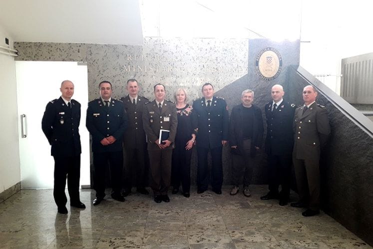 Zagreb: Delegacija Ljudskih resursa sa hrvatskim kolegama o iskustvu uvođenja dobrovoljnog vojnog roka