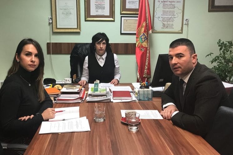 SAOPŠTENJE: Pokrenuta inicijativa za uspostavljanje pilot projekta "Predah roditeljstvu"