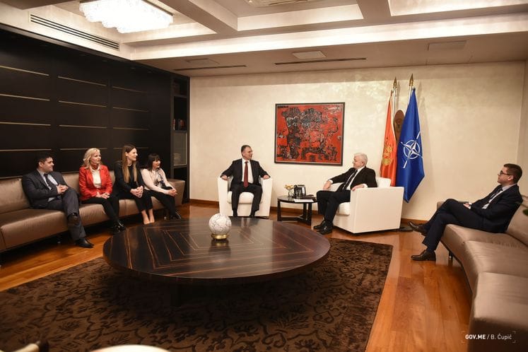 Premijer Marković primio rukovodstvo Ministarstva zdravlja: Mjere unapređenja zdravstvenog sistema od juče funkcionalne, neophodno dalje kontinuirano unapređenje