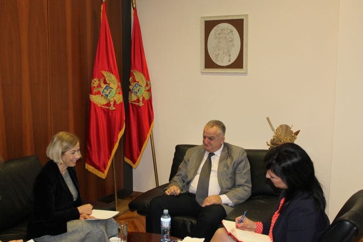 Potreban veći broj žena na mjestima odlučivanja