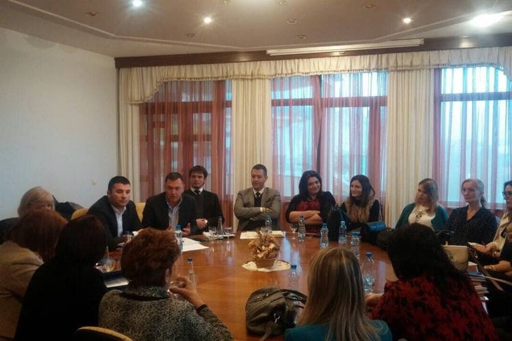 SAOPŠTENJE: Održan sastanak predstavnika Ministarstva rada i socijalnog staranja, Zavoda za socijalnu i dječiju zaštitu, stručnih radnika Centara za socijalni rad i Dječjeg doma „Mladost“ u Bijeloj koji su rade na poslovima smještaja korisnika