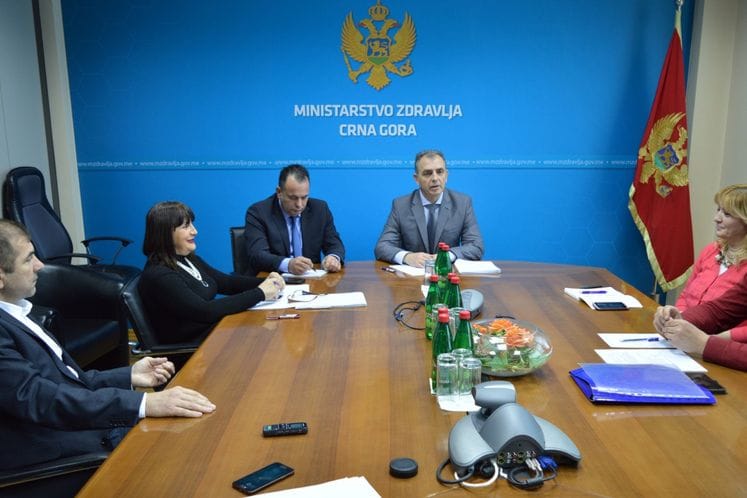 SAOPŠTENJE: Ministar Hrapović razgovarao sa predstavnicima reprezentativnih sindikata zdravstva