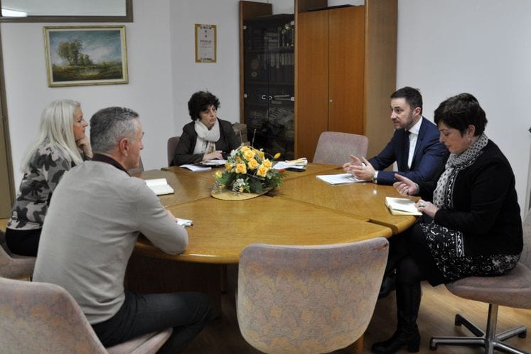 Ministar Bogdanović posjetio Državni arhiv: Važna uloga arhiva u savremenom društvu