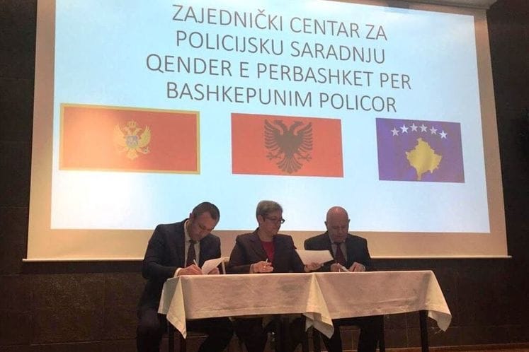 U Budvi održan sastanak delegacija šefova graničnih policija Crne Gore, Albanije i Kosova; potpisan Poslovnik o radu Zajedničkog centra za policijsku saradnju u Plavu