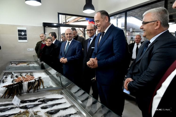 Potpredsjednik Simović u Ulcinju otvorio prvu Riblju pijacu: Uvodimo standarde u skladu sa prioritetima razvoja crnogorskog ribarstva