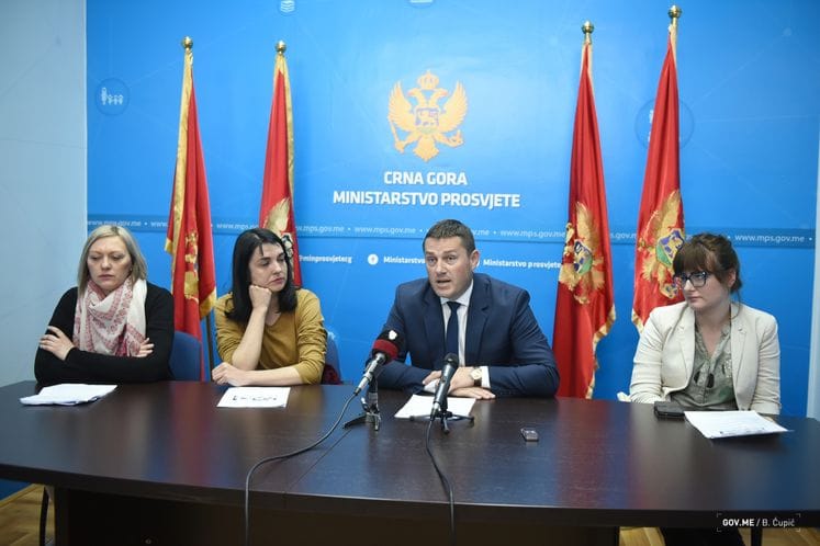 Počela „Škola umjetničke kritike“: srednjoškolci idu u Narodni muzej i uče se kritici