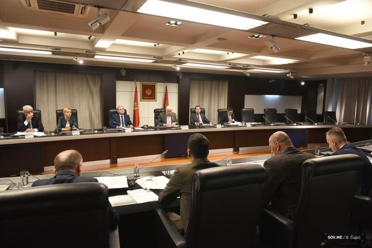 PM Marković meets heads of inspection services: Budgetary revenues collection above planned, we need to resolve illegal taxi drivers issue