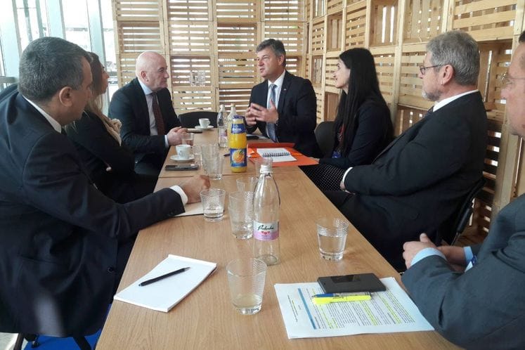 Ministar Nurković u Ljubljani se bilateralno sastao sa ministrom infrastrukture Slovenije, Peterom Gašperšičem: Dva ministra razgovarala o prenošenju znanja u oblasti željeznice