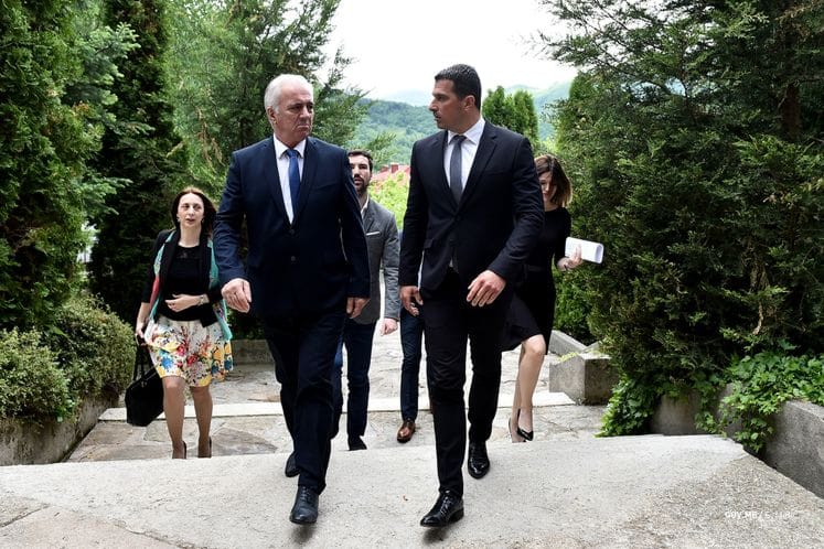 Stari sportski teren u Plužinama, dobio novo ruho