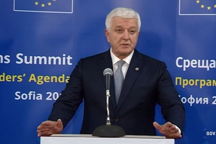 Premijer Marković na konferenciji za medije: CG ima razloga da bude zadovoljna - Jadransko-jonska cesta ušla u agendu evropskih transatlanskih koridora koje će finansirati EK