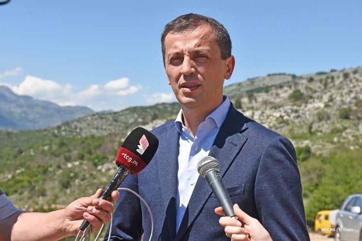 Bošković: Nastavićemo da podižemo sposobnosti Vojske i inžinjerijske čete