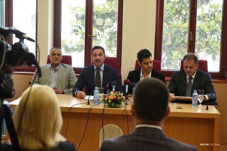 Najavljen koncert CSO i Miloša Karadagliića