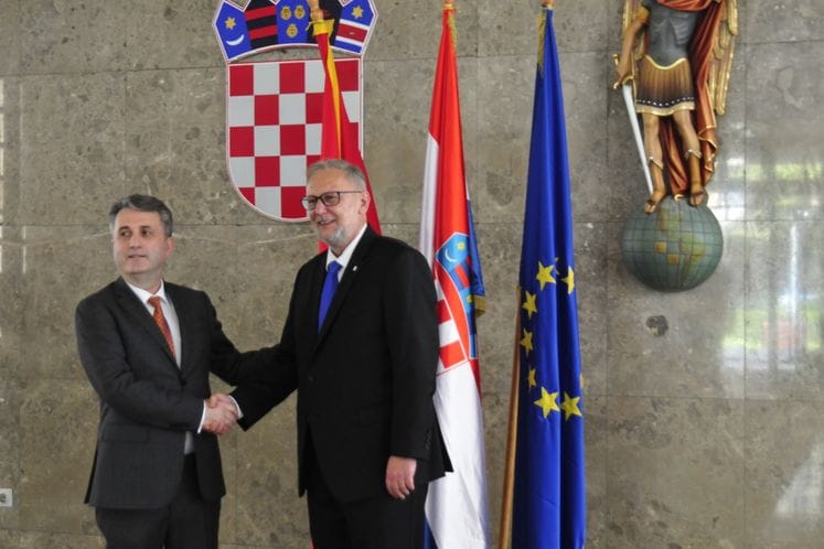 Zagreb - Ministers Nuhodžić and Božinović agreed: the police of Montenegro and Republic of Croatia cooperate perfectly; there can even be stronger cooperation, especially in the fight against mass migrations