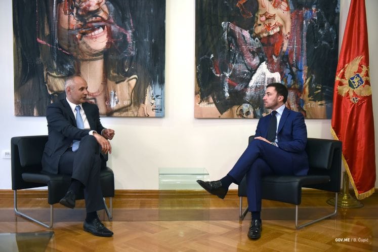 Sastanak ministra Bogdanovića i gradonačelnika Kašćelana: Prijestonica Cetinje zavrjeđuje poseban odnos Ministarstva kulture