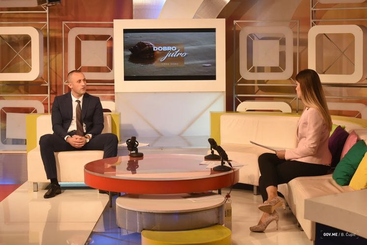 V.D. direktora Uprave policije Damjanović: Dnevno 10-20 migranata prolazi kroz CG, policija spremna i prati, nema indicija da bi mogla biti ugrožena nacionalna sigurnost