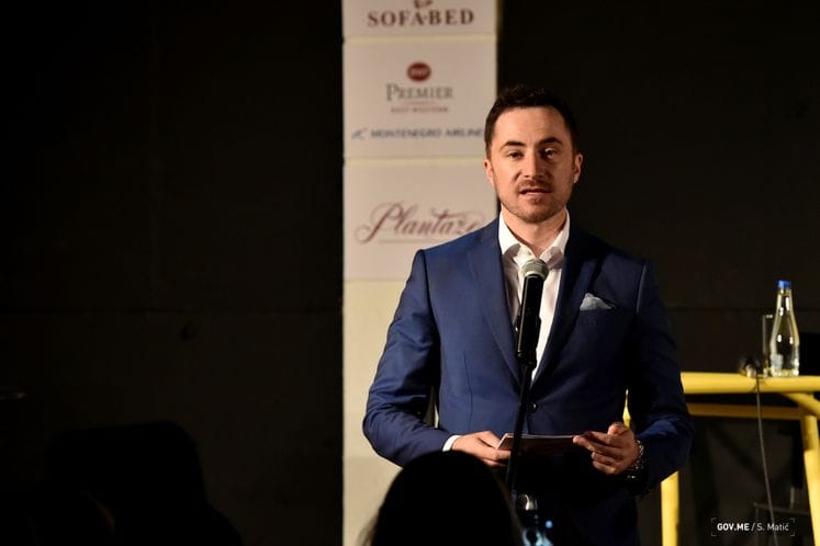 Otvoren deseti festival kratke price “Odakle zovem”: Festival tokom decenije pokazao kolika je moć književnosti u čuvanju onih vrijednosti koje nas spajaju