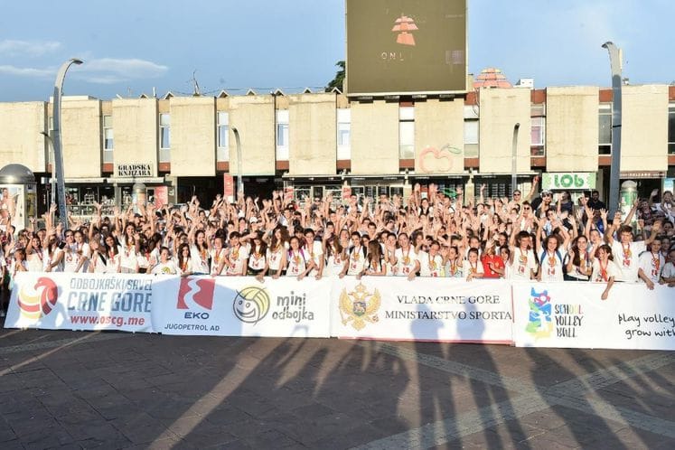 500 naših najmlađih odbojkašica i odbojkaša, slavili na Trgu Nezavisnosti