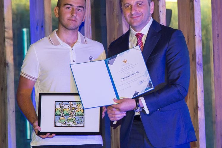 Uručene nagrade najboljima u dualnom obrazovanju: nije posao dobar ili loš, već način na koji ga obavljamo