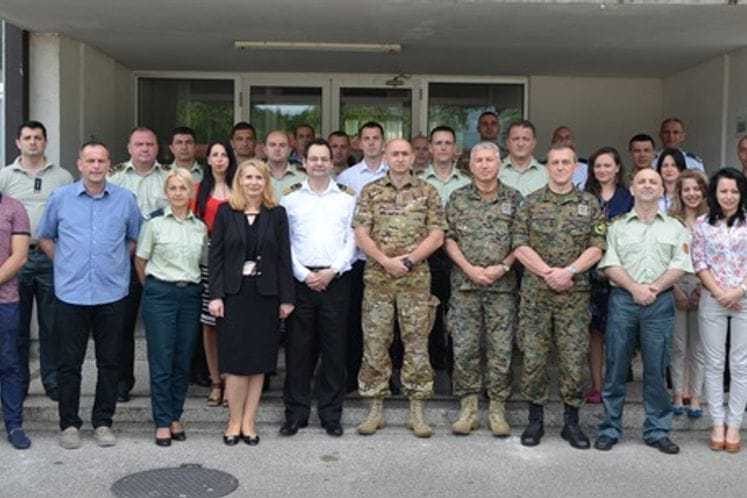 Predstavnici Ministarstva odbrane i Vojske završili kurs o Planu NATO integriteta u operacijama podrške miru